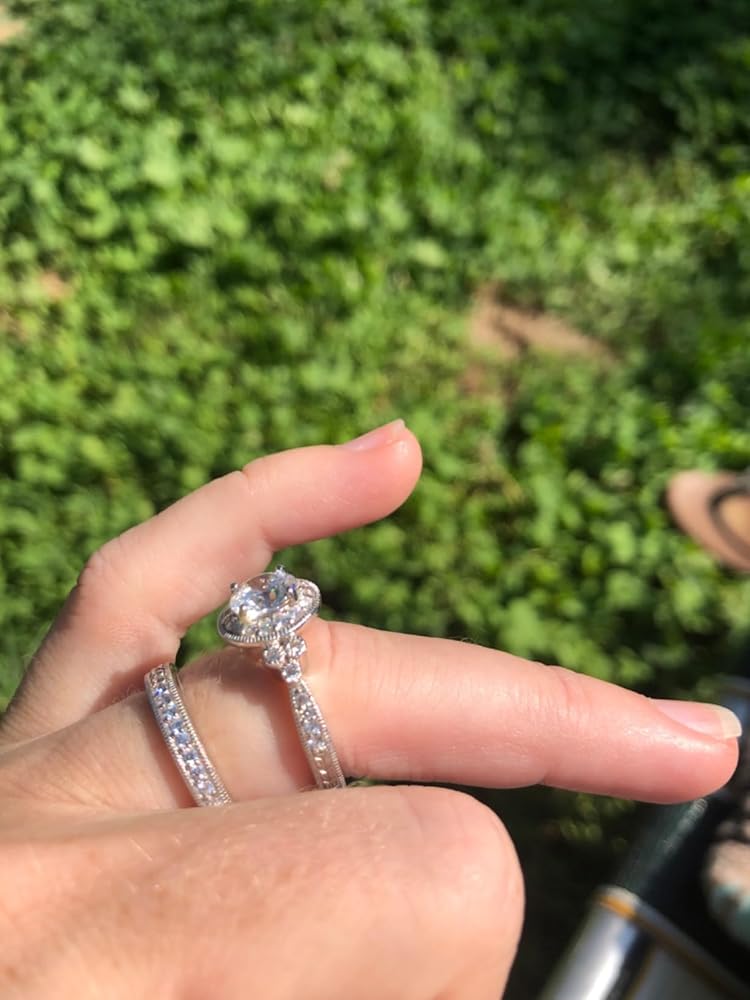 Amazon Essentials Plated Sterling Silver Antique Rings set made with Infinite Elements Cubic Zirconia (previously Amazon Collection)