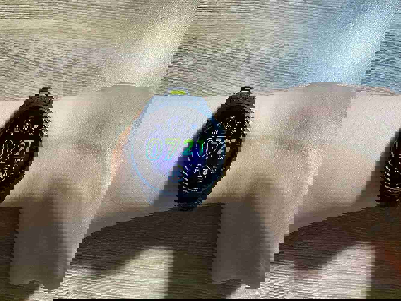 1546855