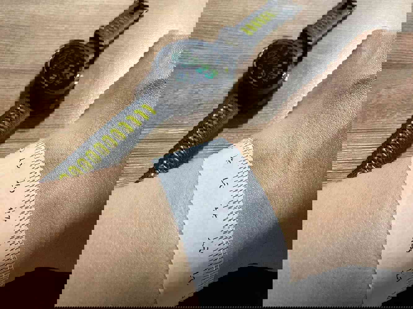1546864