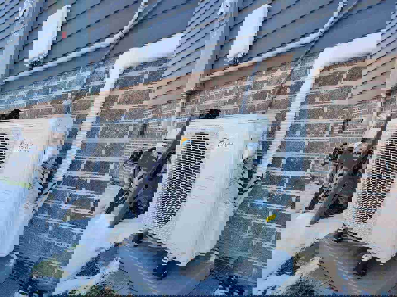 1545470