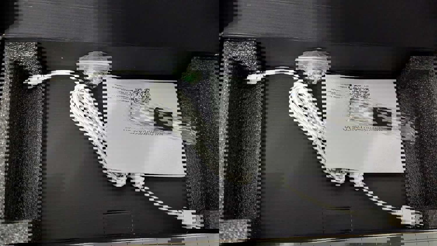 2528316
