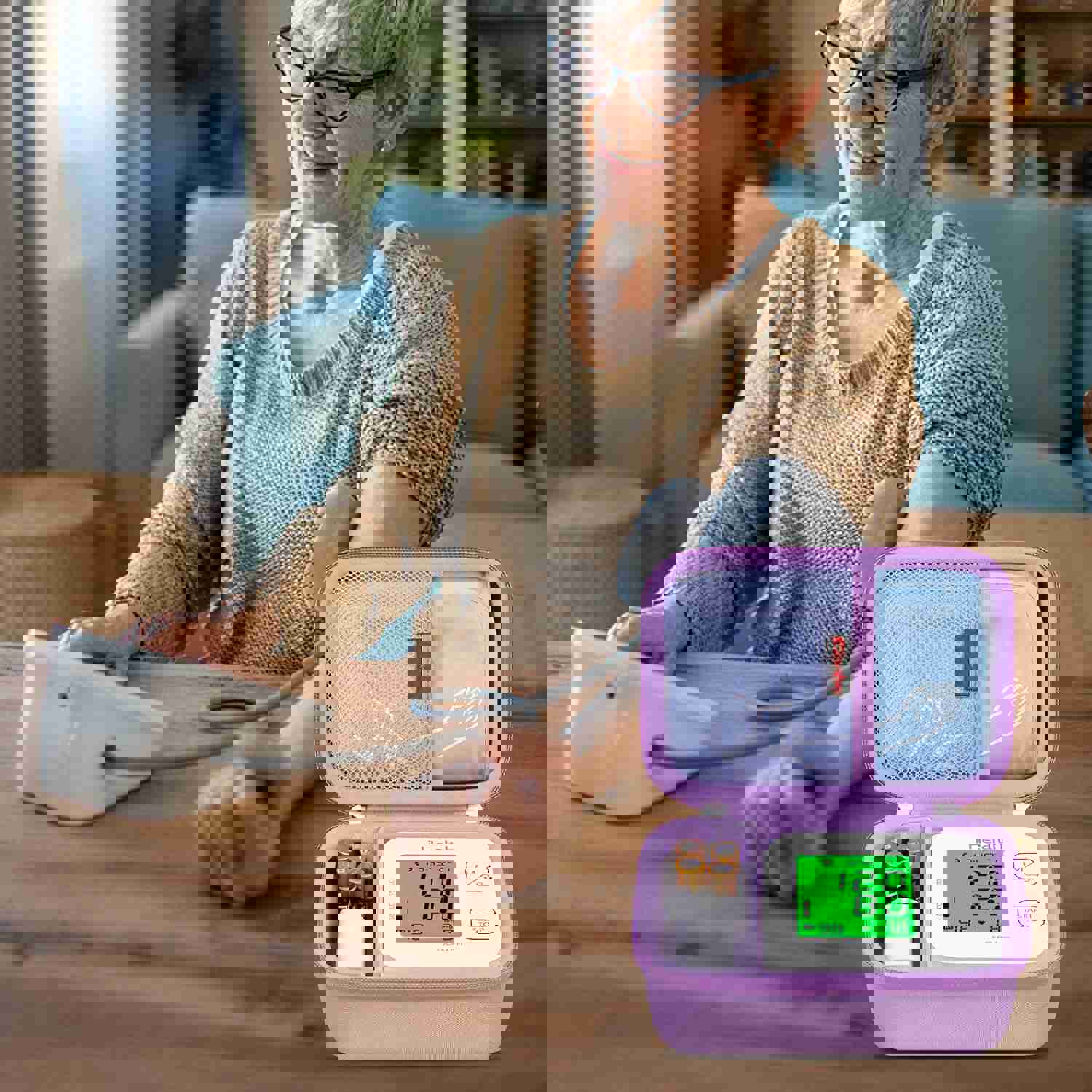 2882076