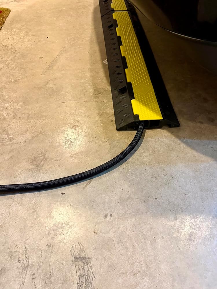 2882038
