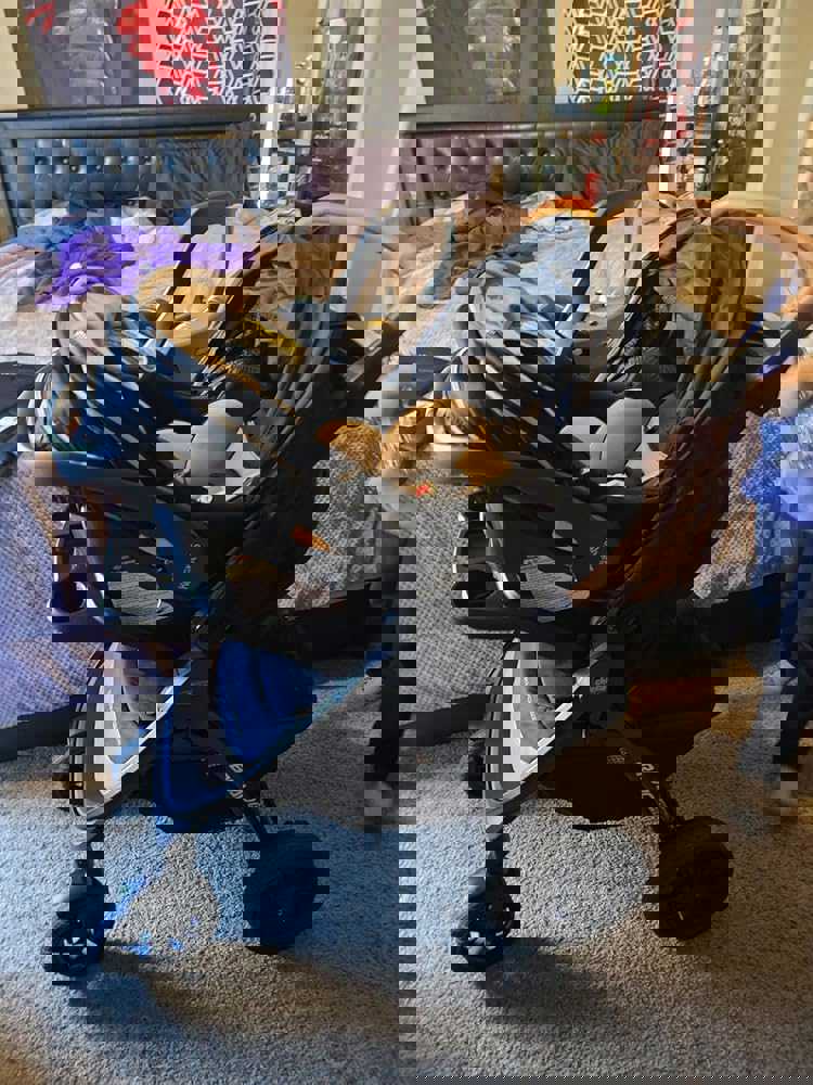 2883102