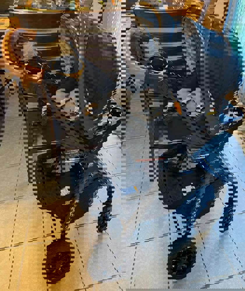 2883103