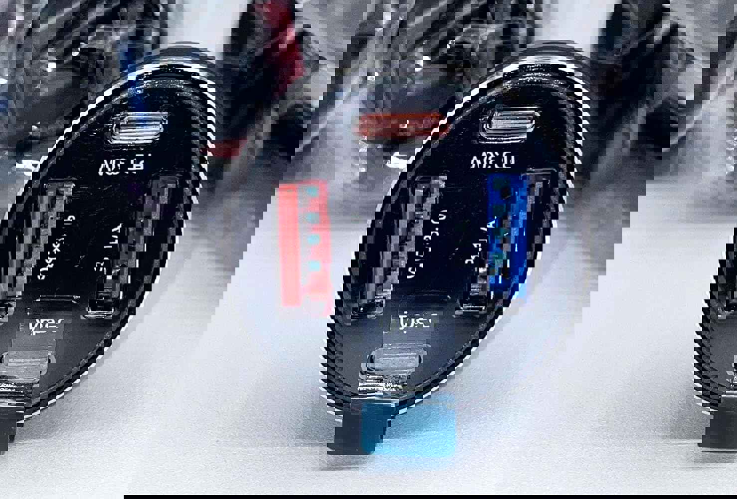 2883993