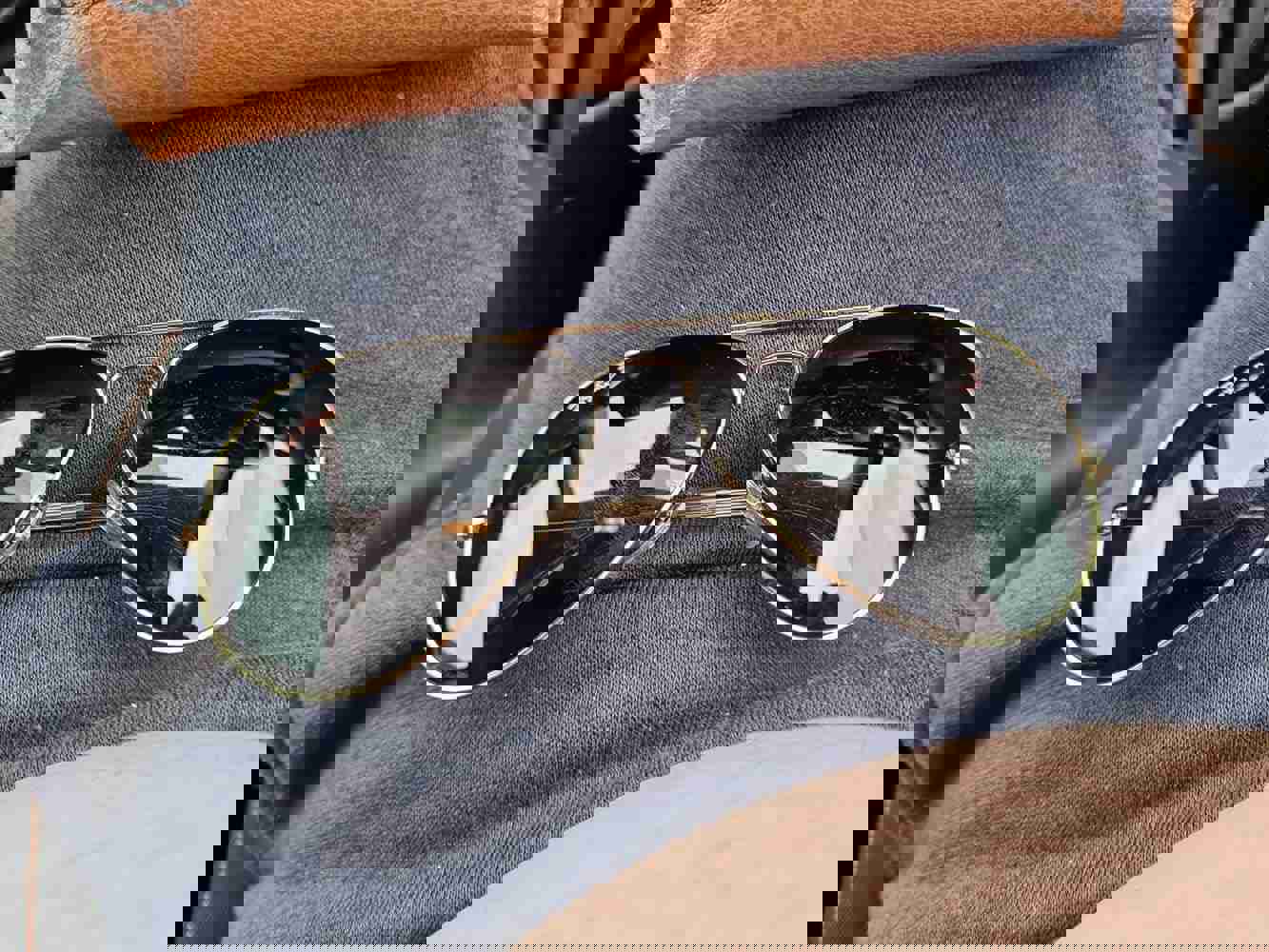 2883949