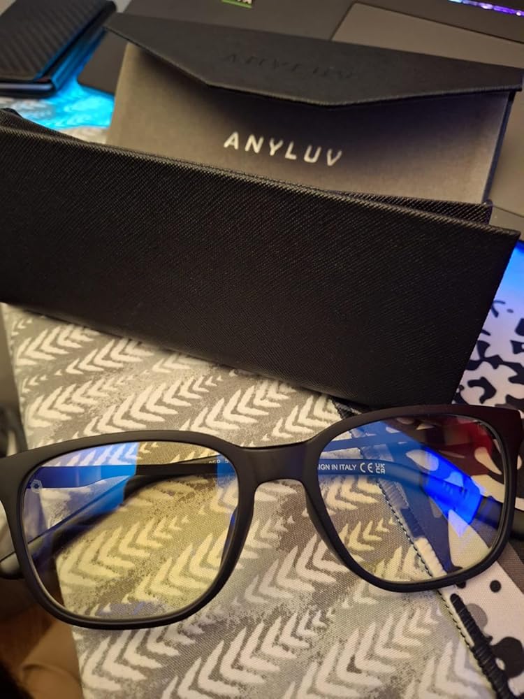 ANYLUV Blue Light Glasses for Men, Computer Gaming Glasses men, Stylish Anti Eyestrain Blue Light Blocking Glasses Men