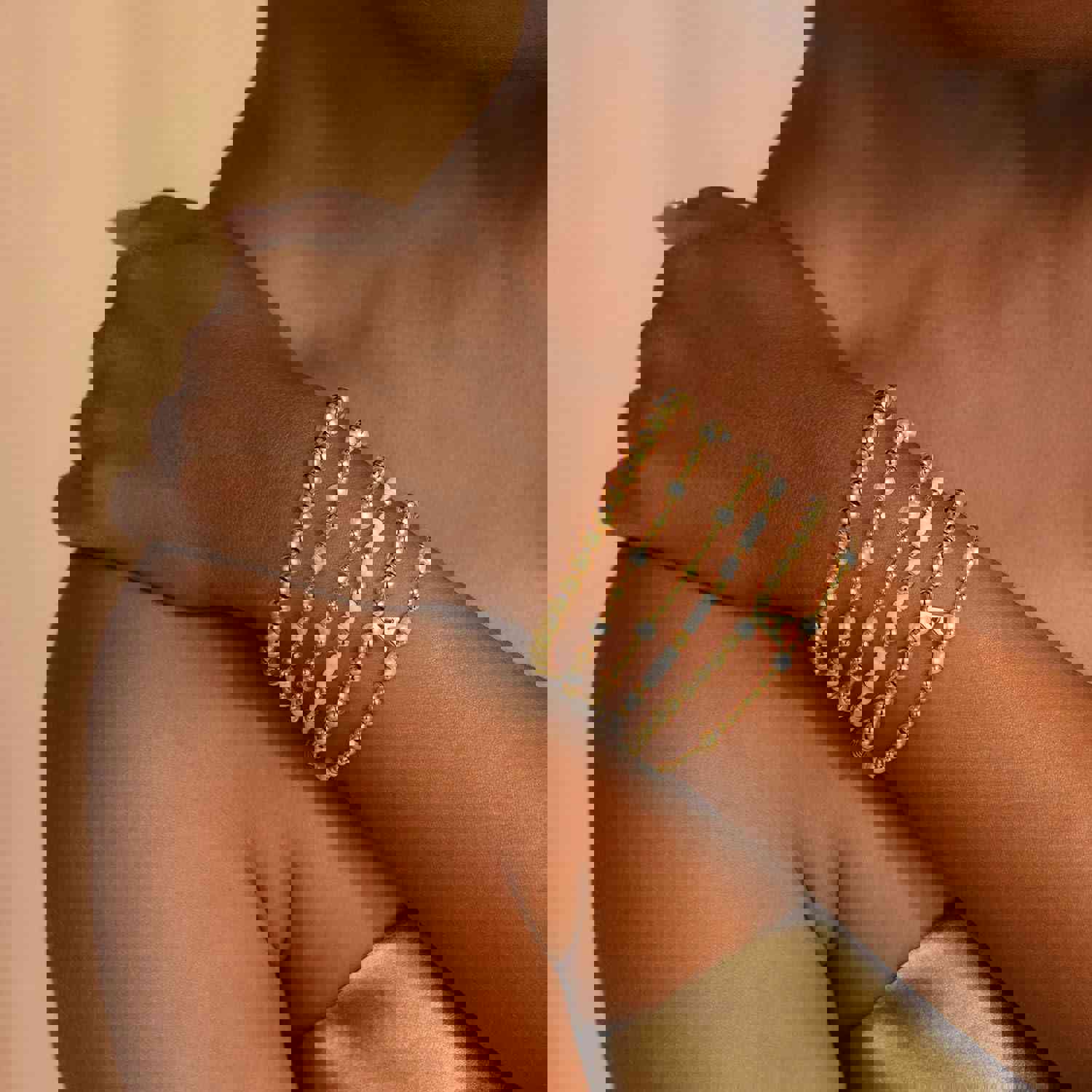 2884638