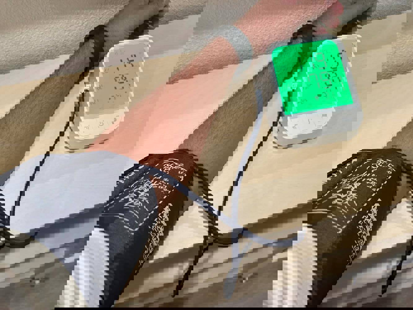 2884647