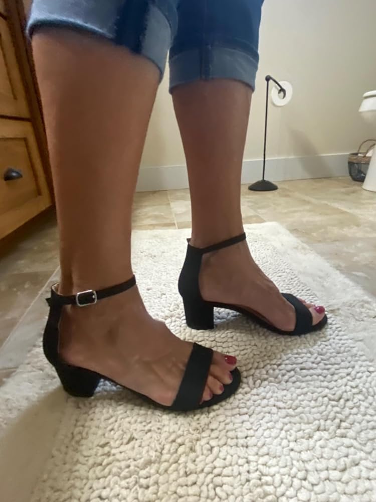 2898742