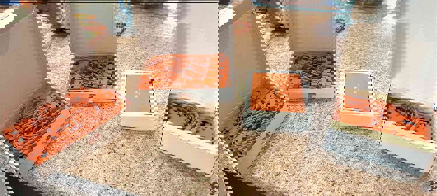2921851
