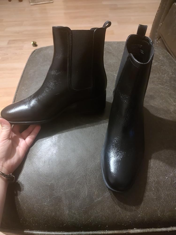 Kenneth Cole REACTION Women's Salt Chelsea Ankle Boot