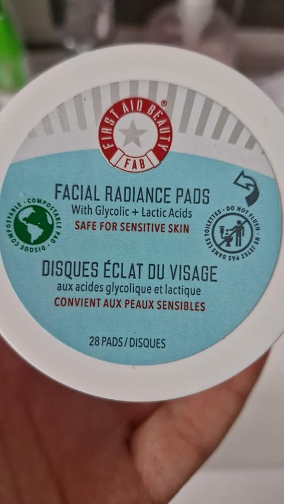 First Aid Beauty - Facial Radiance Pads with Glycolic & Lactic Acids – Daily Exfoliating Pads with AHA that Help Tone & Brighten Skin – Makeup Prep Pads - Compostable for Daily Use – 28 Pads