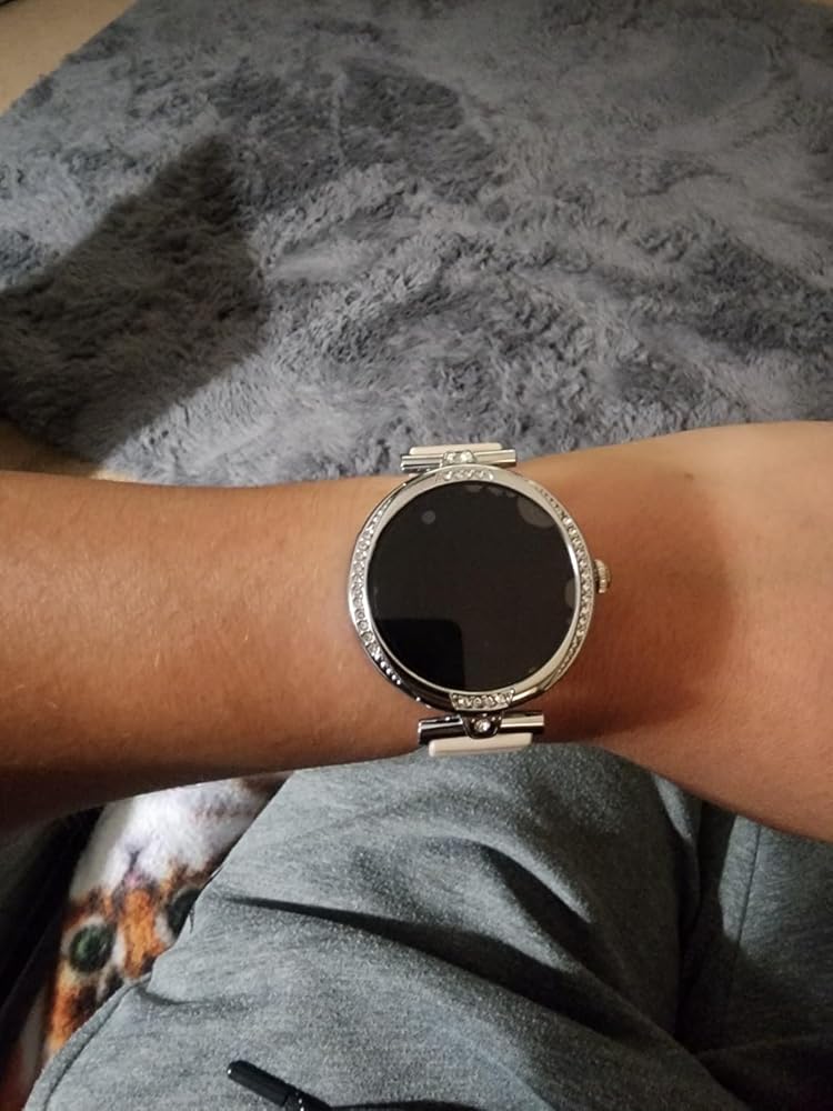 3028585