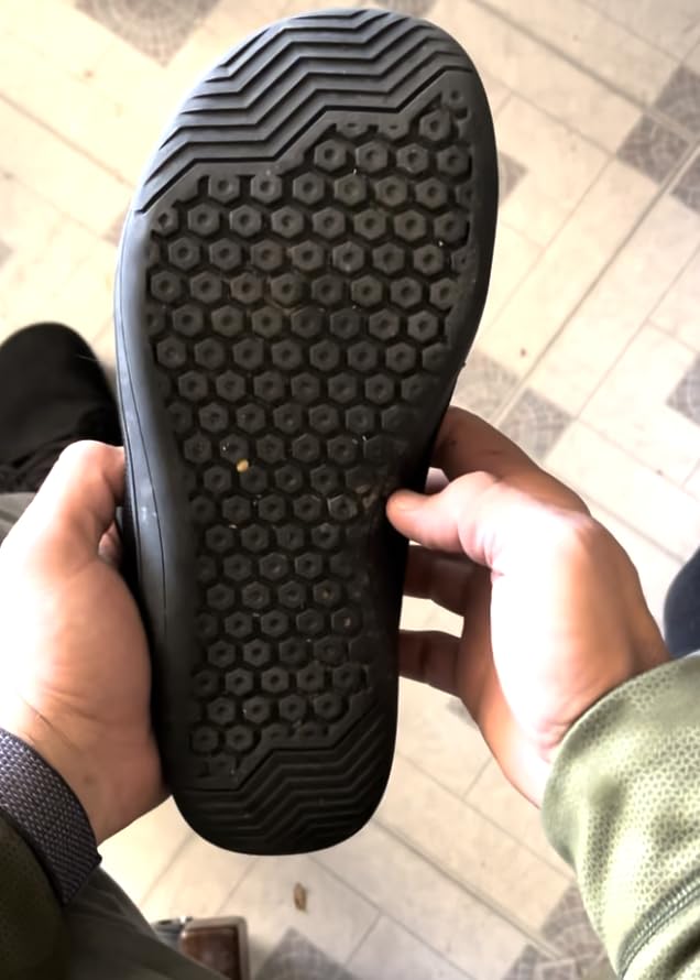 WHITIN Men&#39;s Wide Minimalist Barefoot Sneakers | Zero Drop Sole | Optimal Relaxation