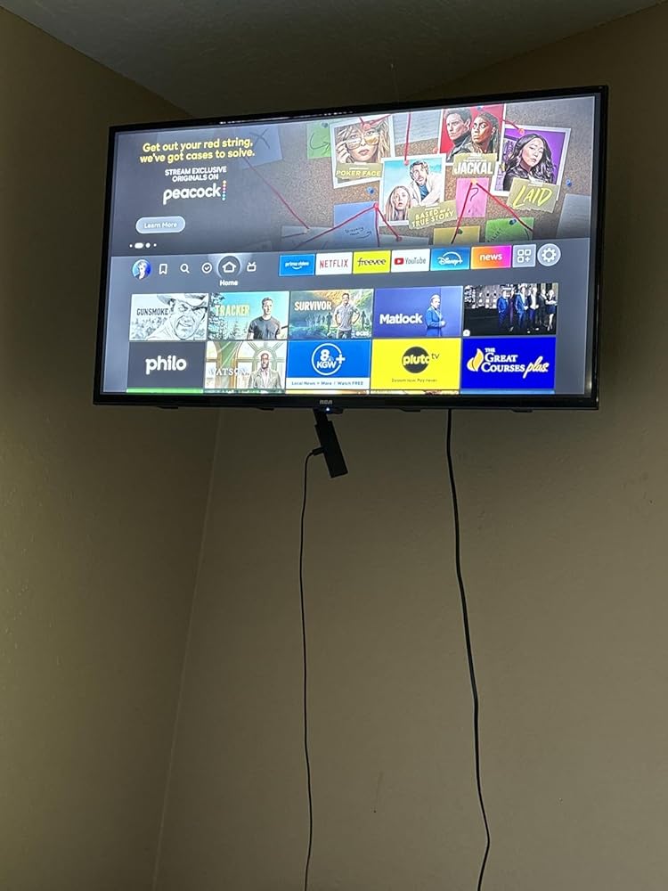 Pipishell Full Motion TV Monitor Wall Mount Bracket Swivel Tilt Extension Rotation for Echo Show 21/15 and Most 13-42 Inch LED LCD Flat Curved Screen TVs &amp;amp; Monitors, Max VESA 200x200mm up to 44lbs