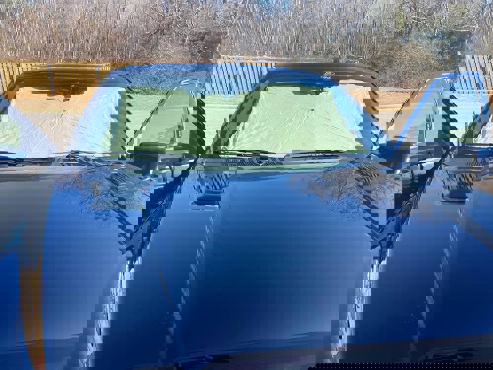 367183