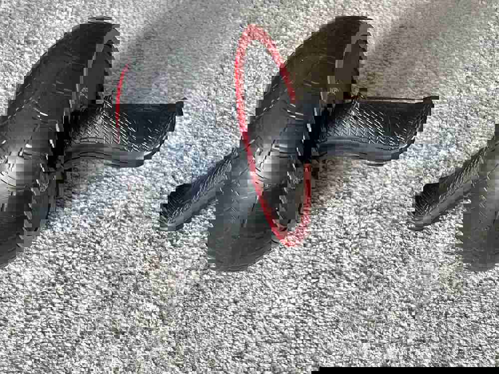 366338
