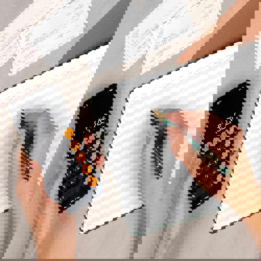 368427