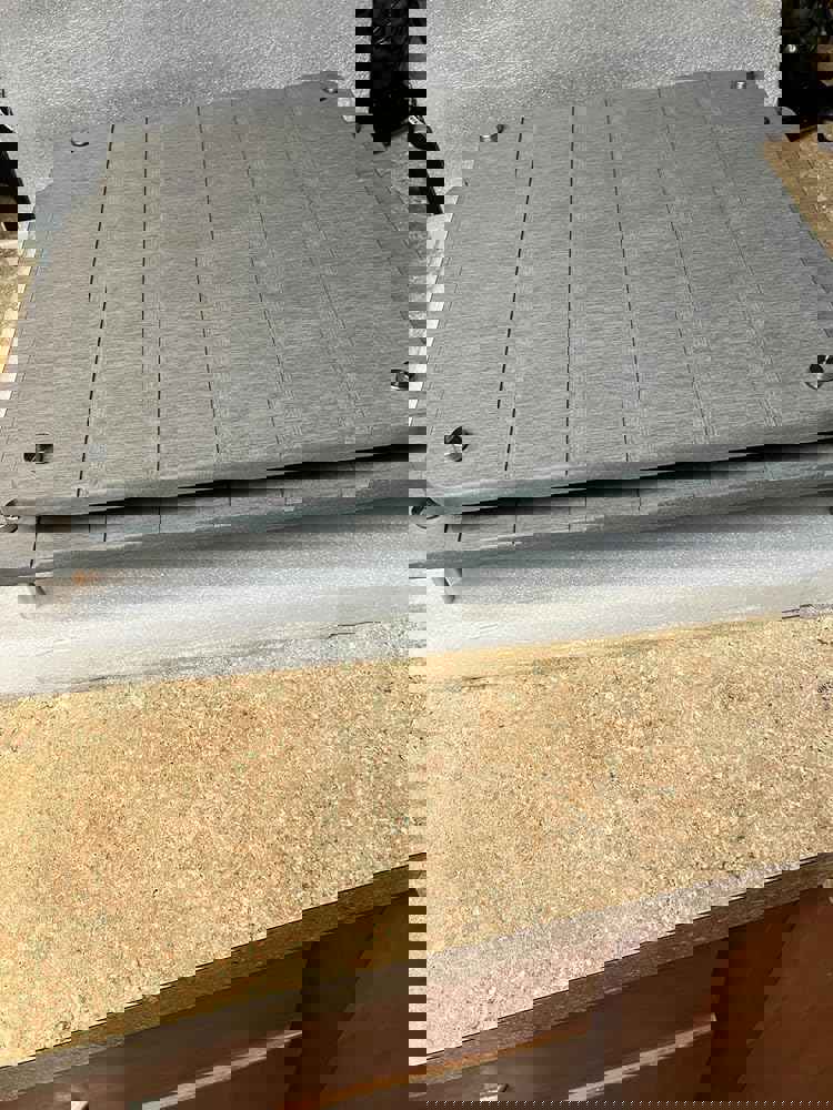 385776