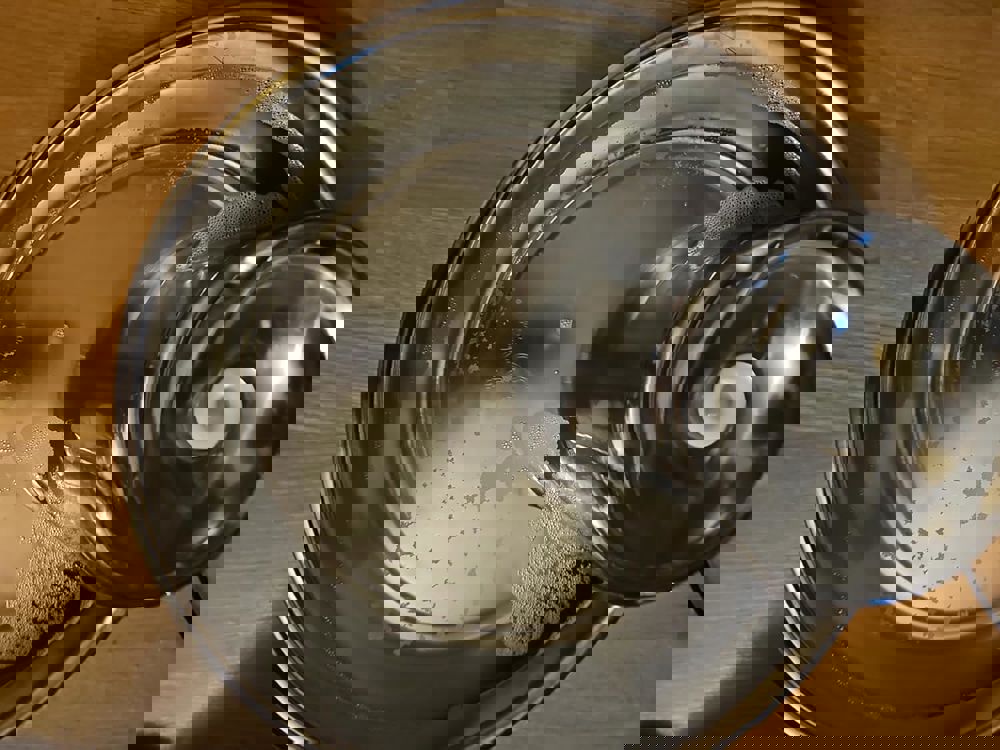 385768