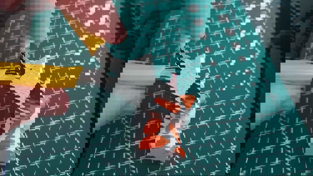 372234