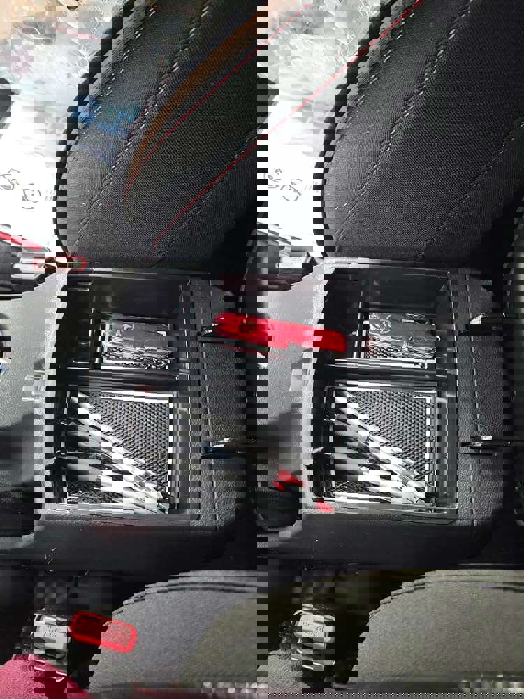 385811