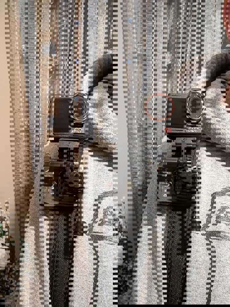 398523