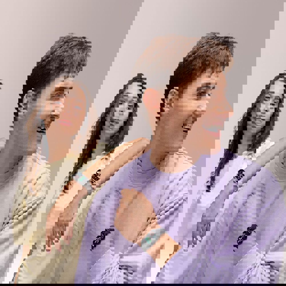 402142