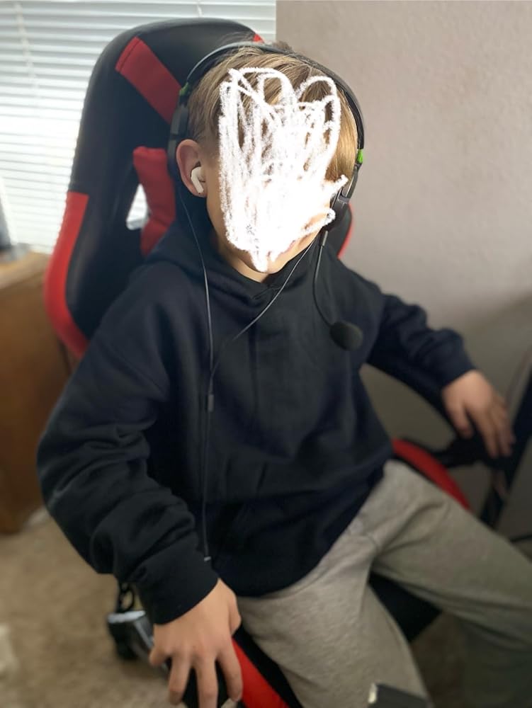558766