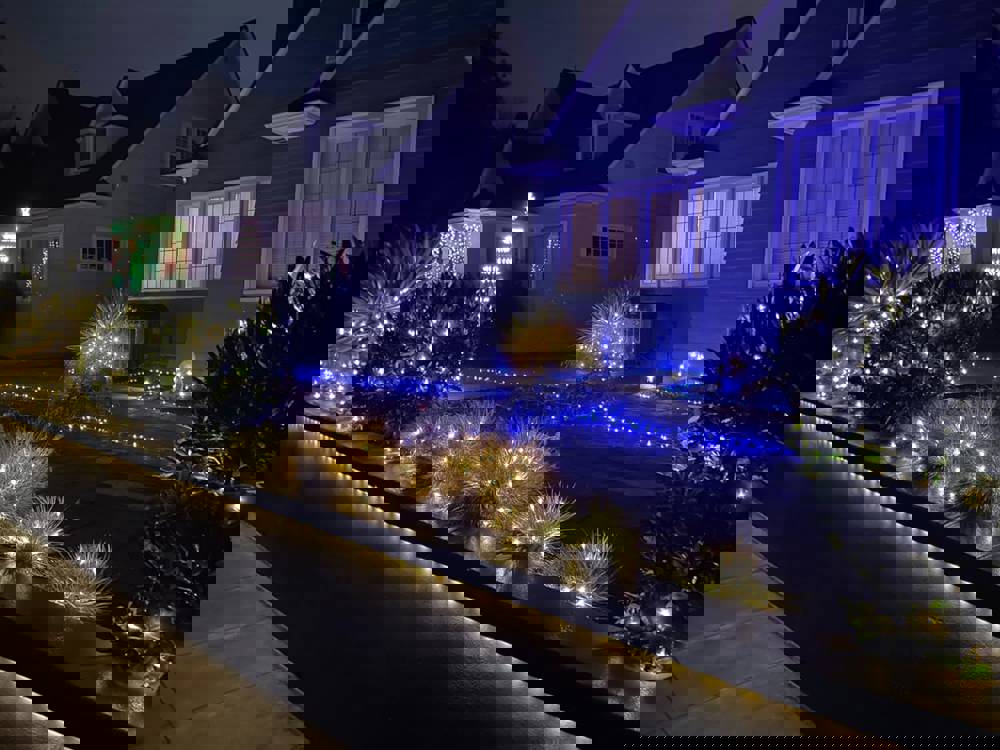 555328