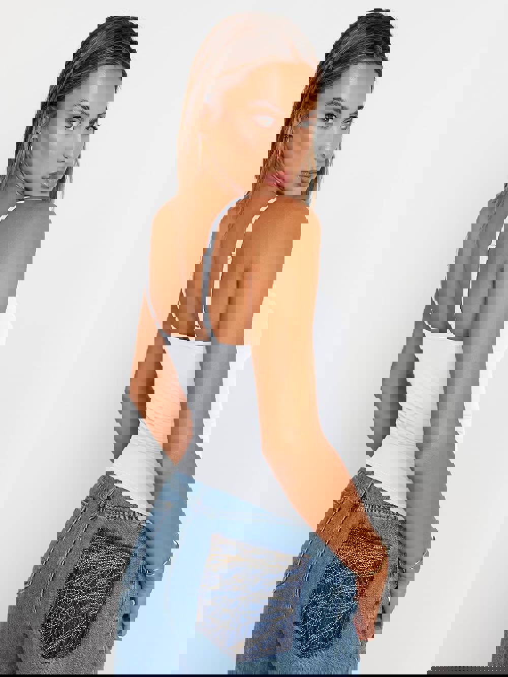 565973