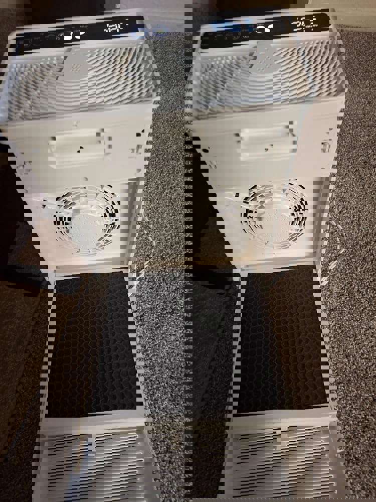 565037