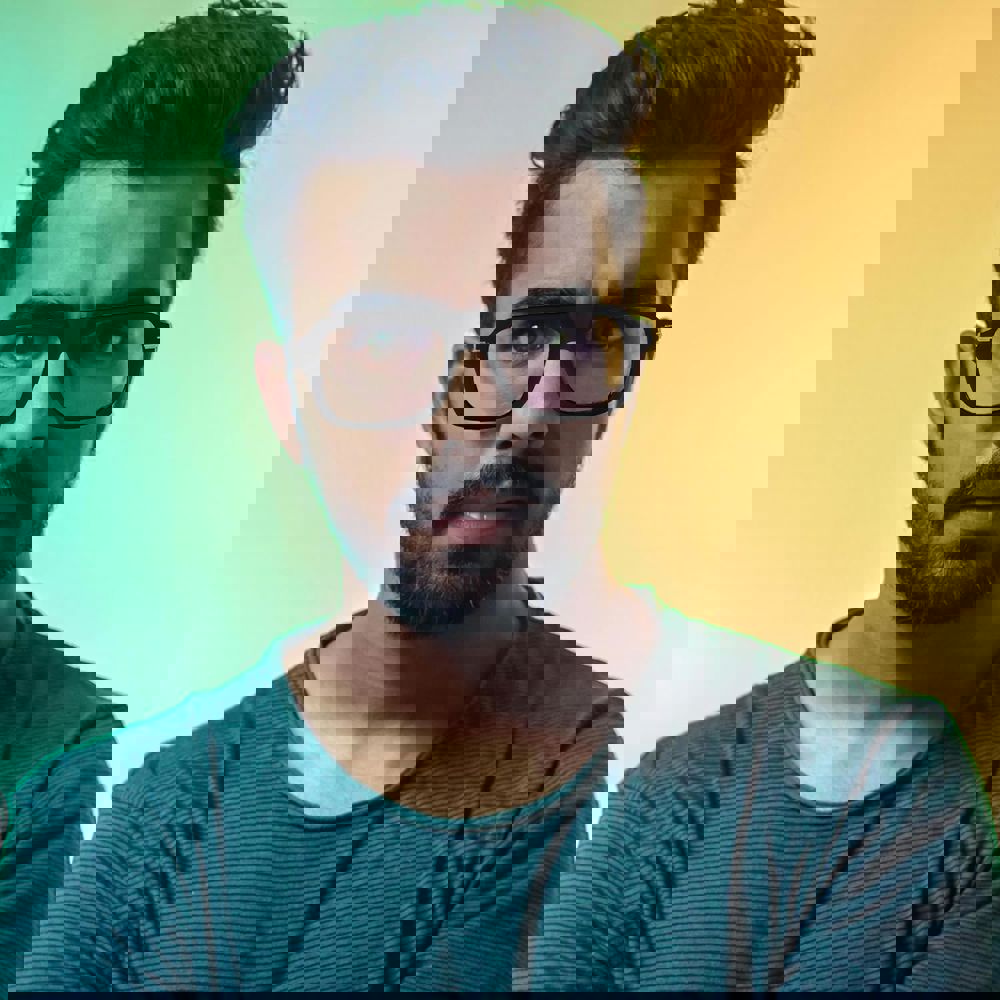 573546