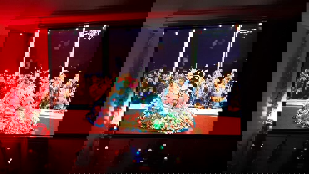 561478