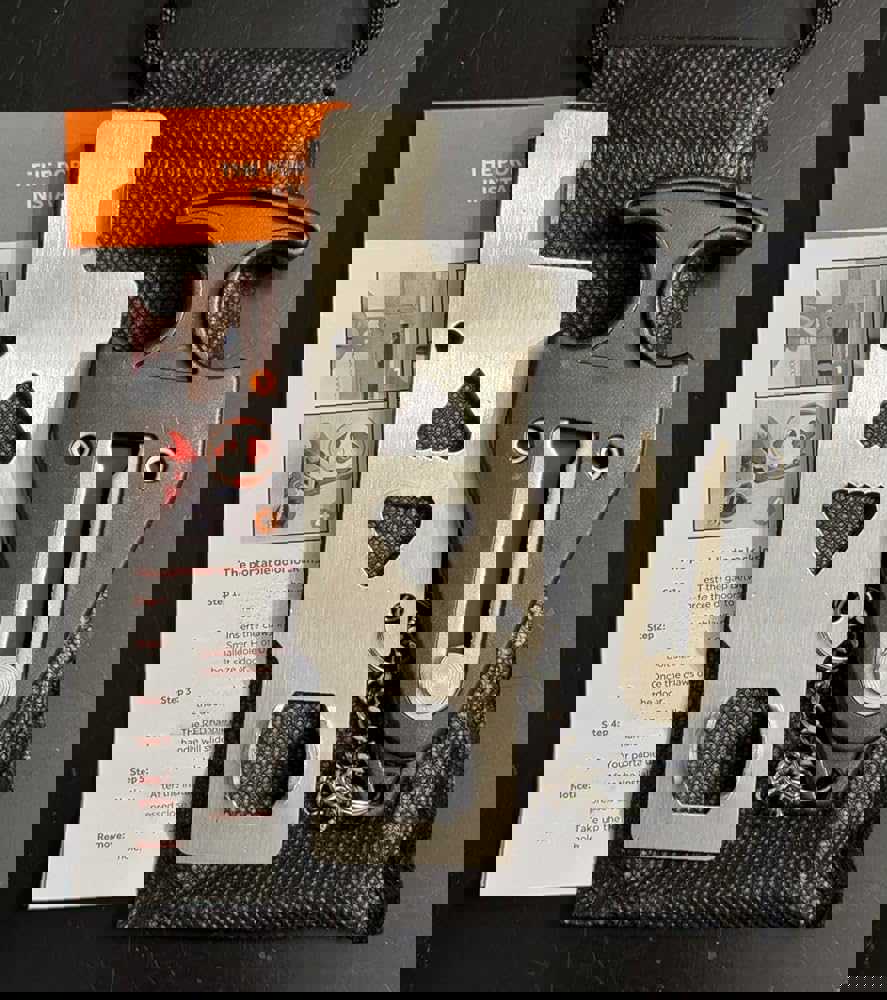 564789