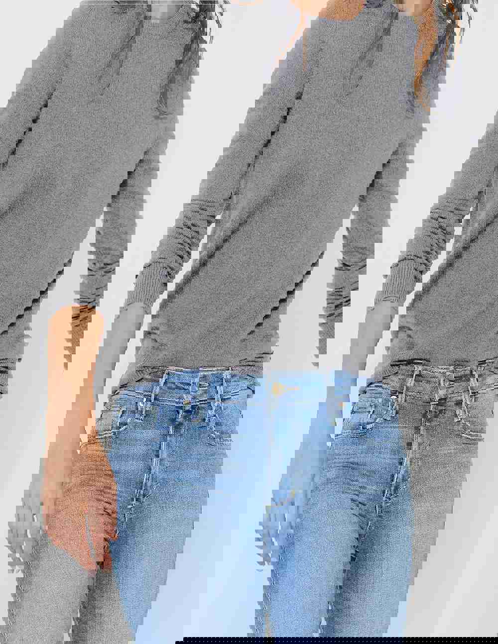 566020