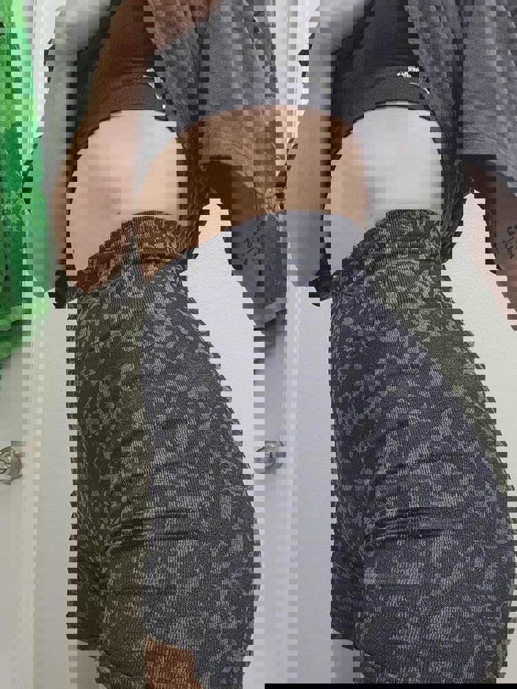 587931