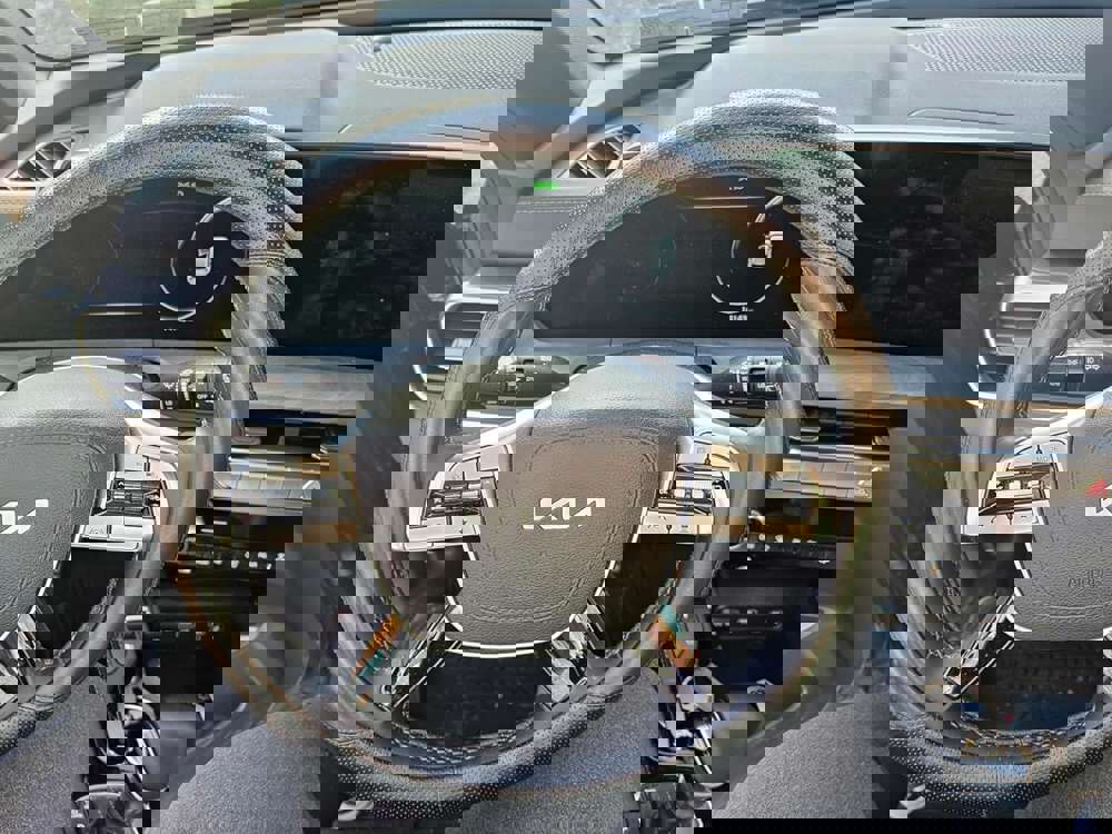 586084