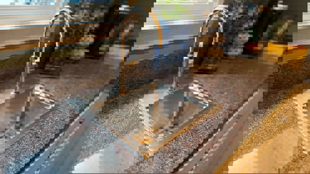 581659