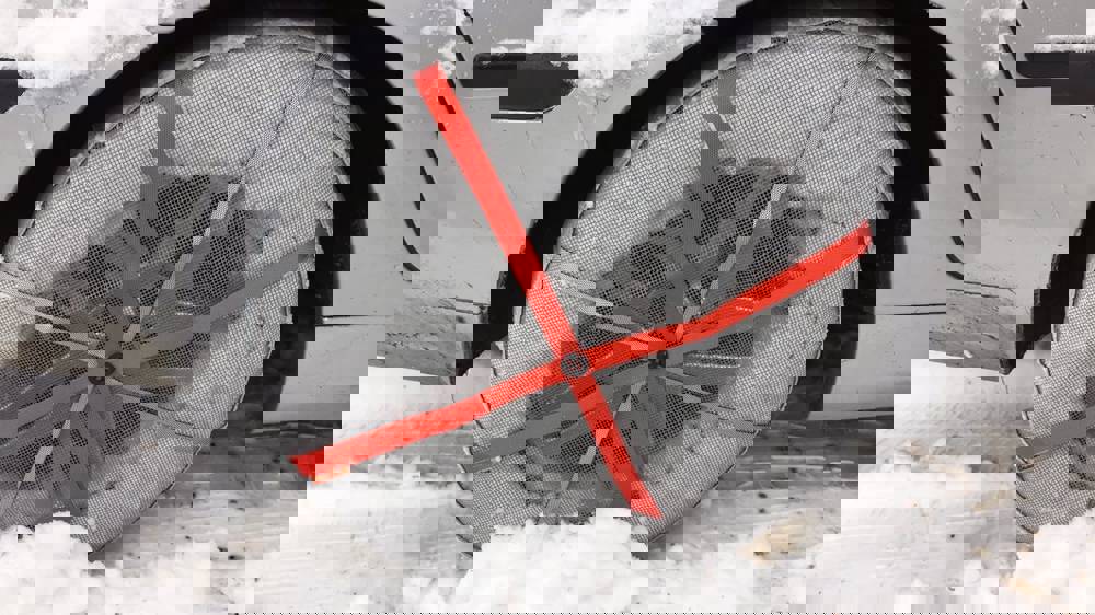 592800