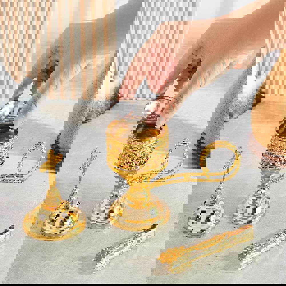 581705