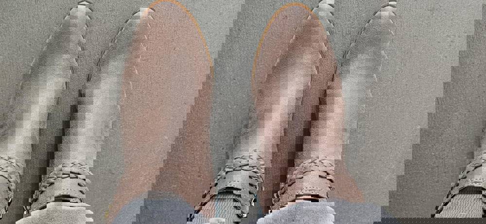 598004