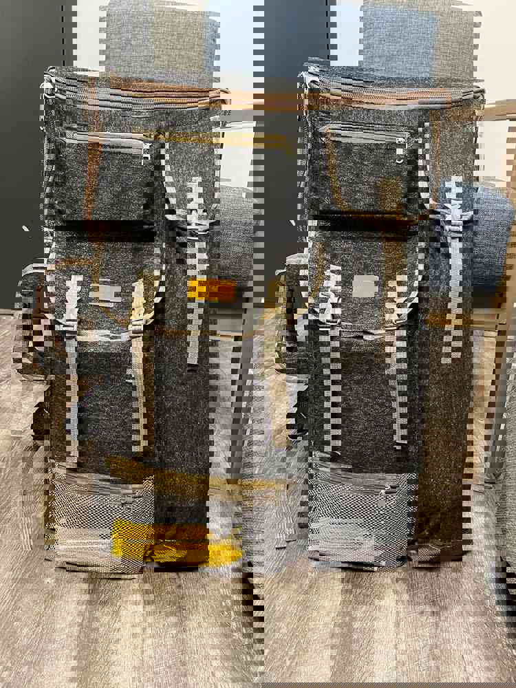 600957