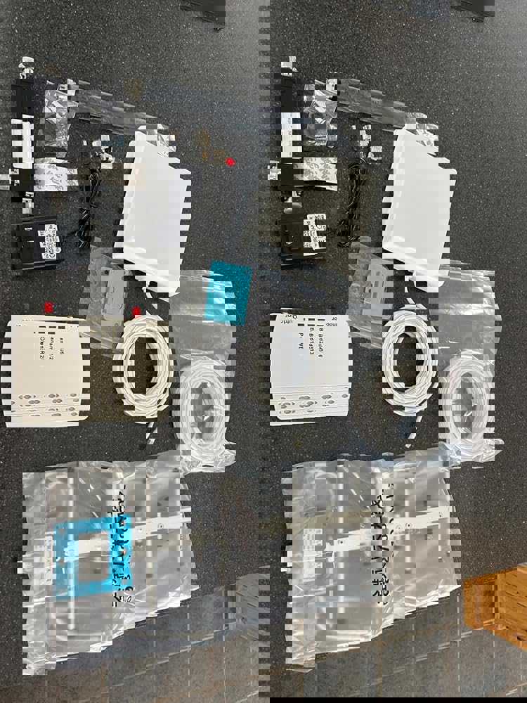 597892