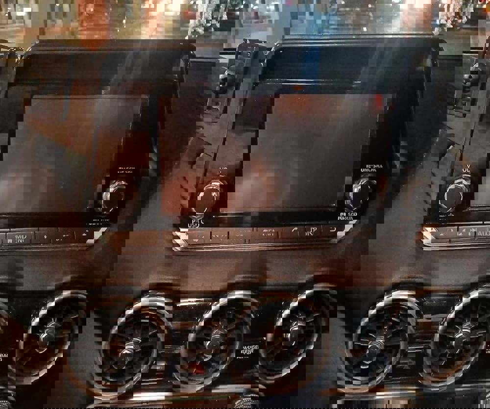 617184
