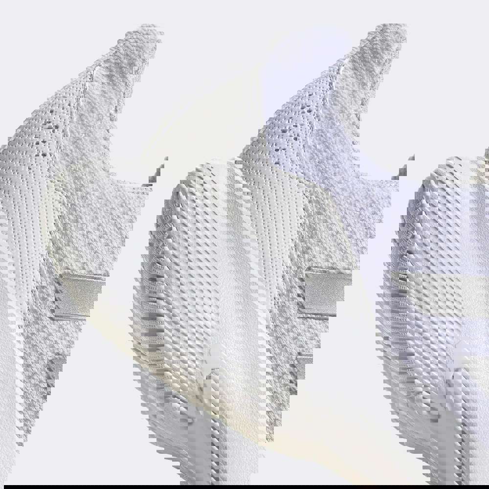 598037