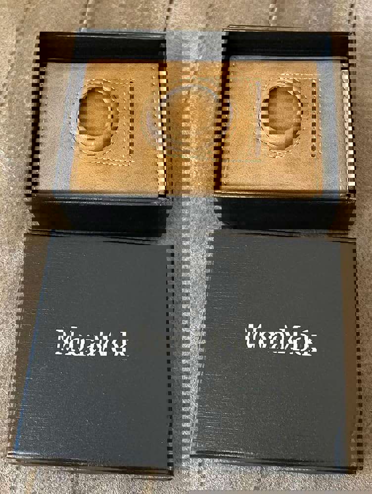 819499